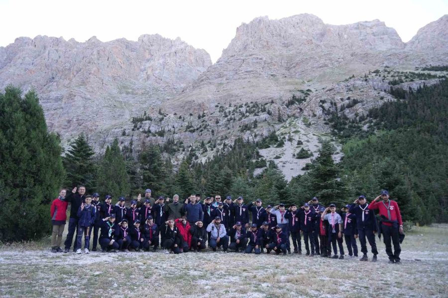 Niğde’de İzciler Yaz Kampında Buluştu
