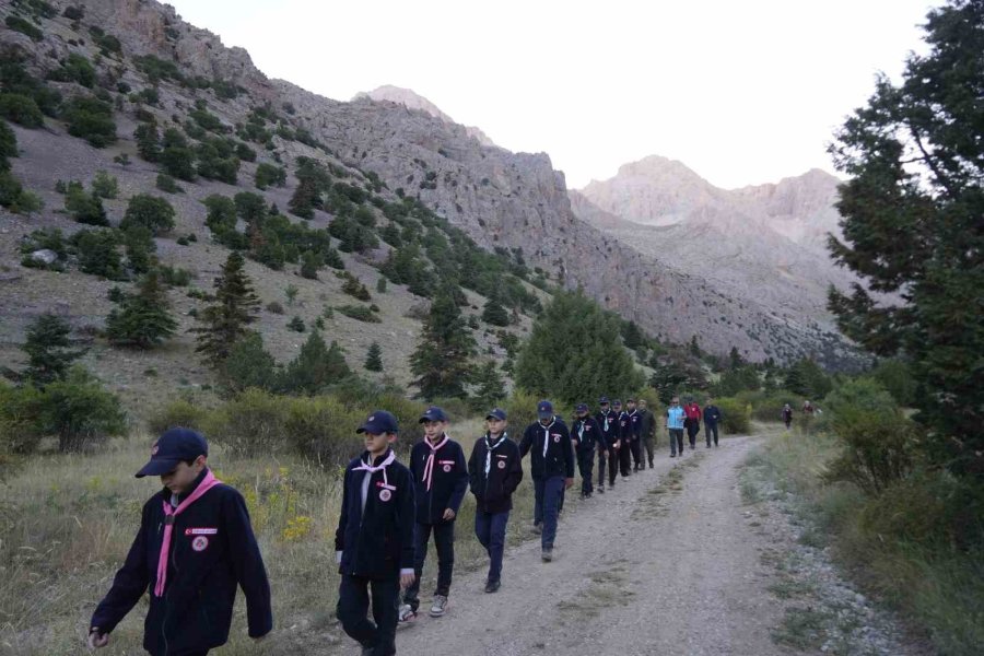 Niğde’de İzciler Yaz Kampında Buluştu