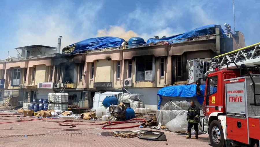 Konya’da Kozmetik Ürünleri Üreten İş Yerinde Yangın