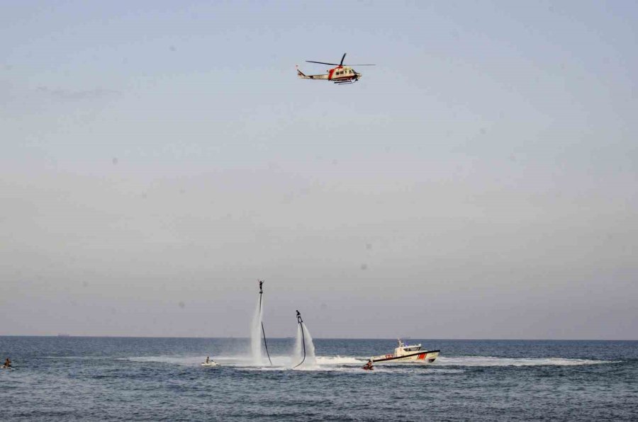 Denizde Görsel Şölen