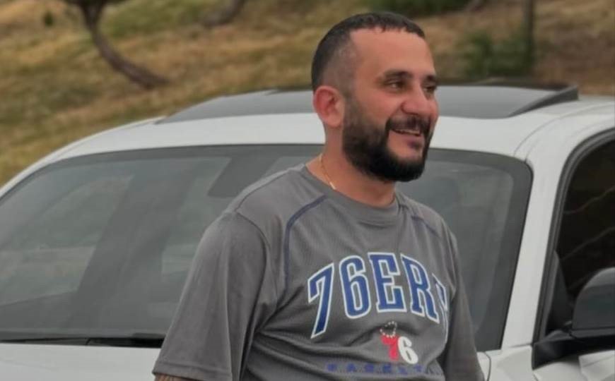 Site Güvenlikçisi Daire Sahibini Öldürdü: O Anlar Kameraya Yansıdı