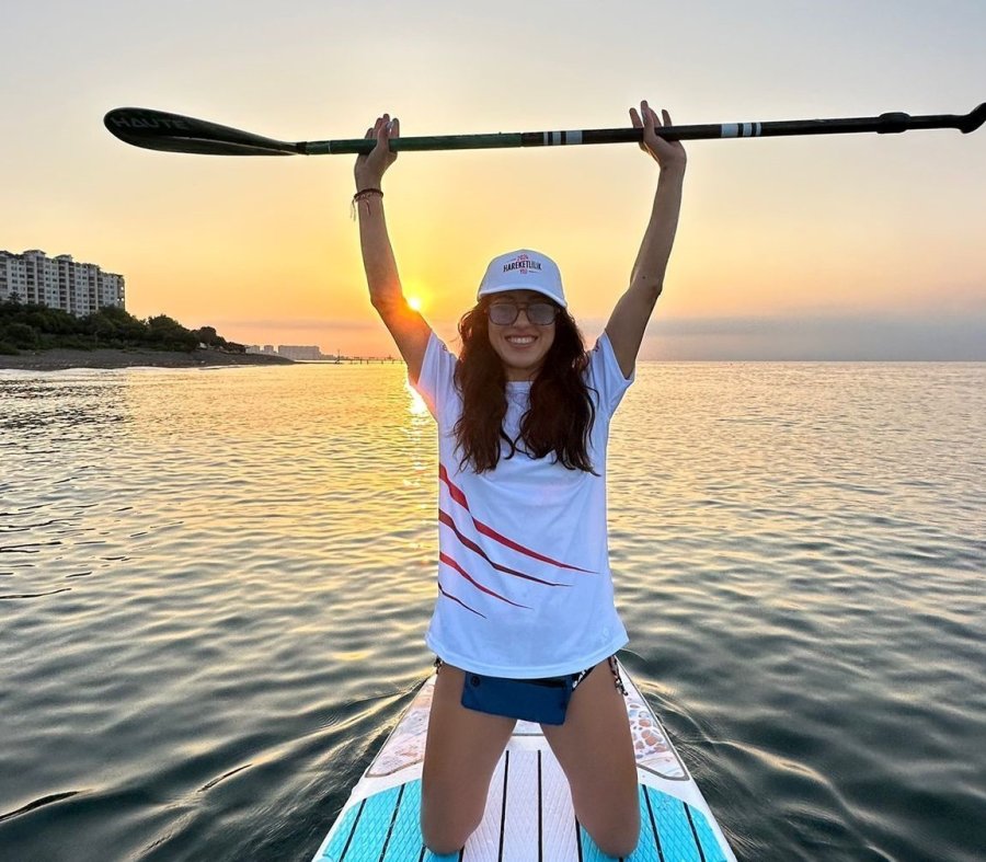 Mersin’de Ayakta Kürek Sörfü Etkinliği Düzenlendi