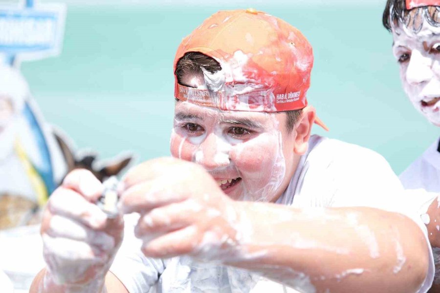 Muhteşem Festival Göle Maya Çalma İle Başladı