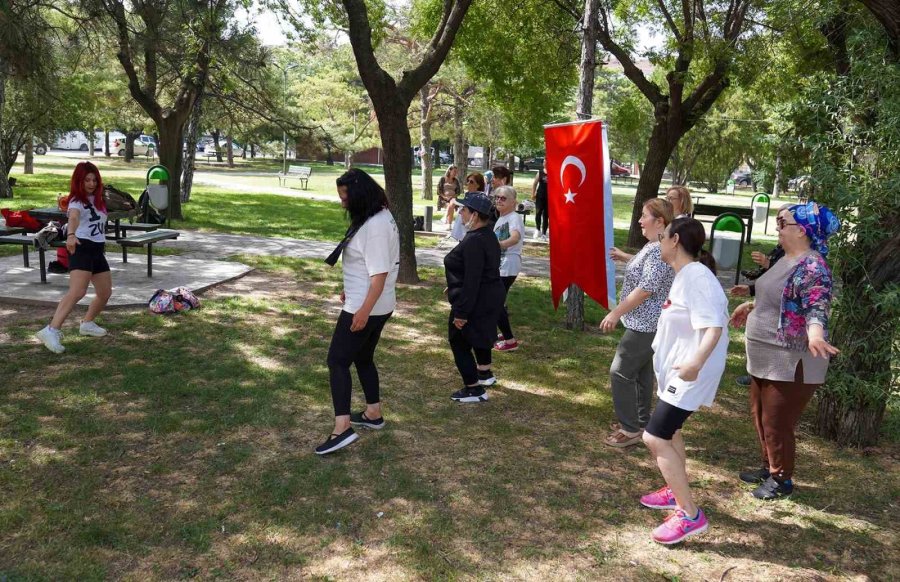 Tepebaşı’nda Açık Havada Spor Zkeyfi