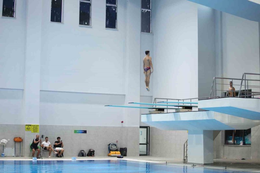 Atlama Milli Takımı’nda Hedef Avrupa Gençler Atlama Şampiyonası’nda Finale Kalmak