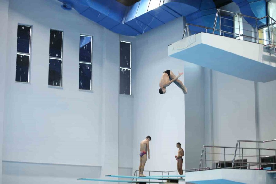 Atlama Milli Takımı’nda Hedef Avrupa Gençler Atlama Şampiyonası’nda Finale Kalmak