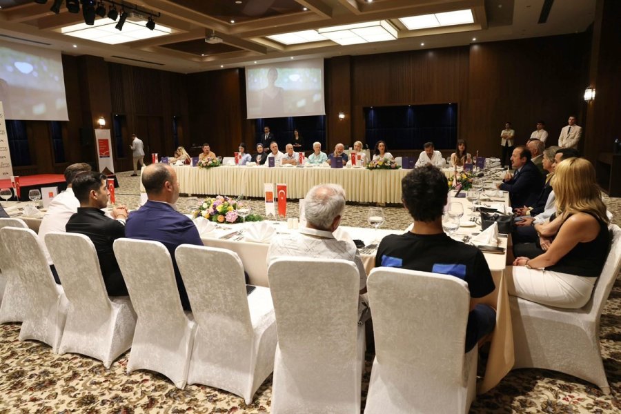 Vali Pehlivan: "tarihi Varlıklarımızı Unesco Kalıcı Listesine Aldırma Gayretimiz Var"