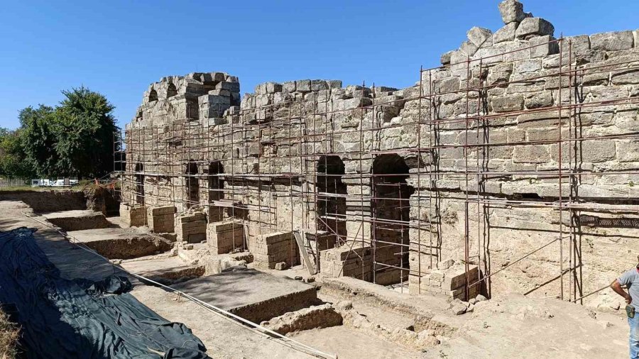 Antalya’da Mitolojik İlham Perisi ’kalliope’ Heyecanı