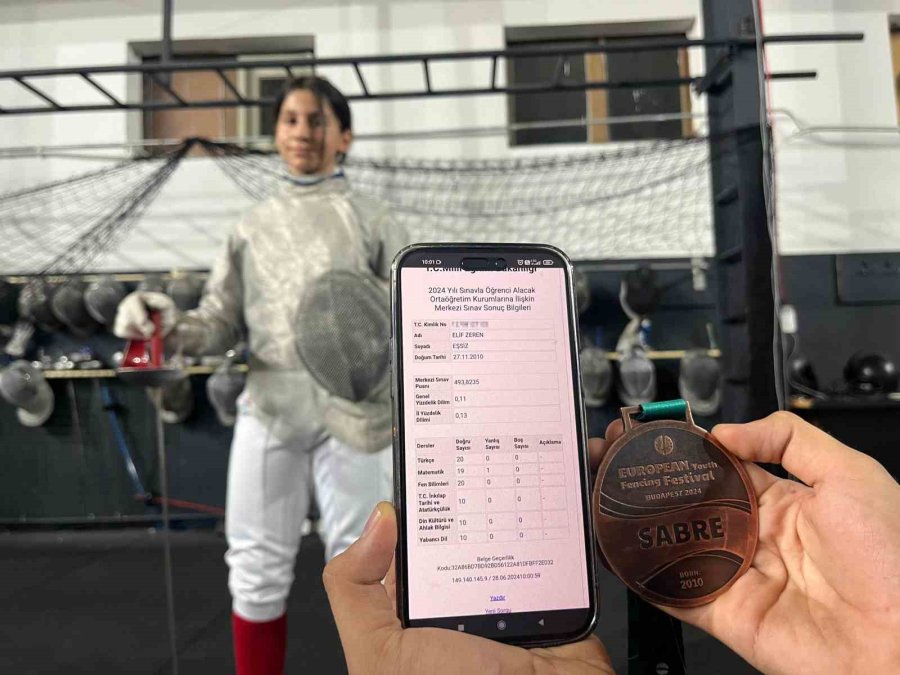 Eskişehirli Öğrenciden Çifte Başarı