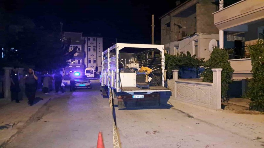 Amcasının Kullandığı Kamyonetin Altında Kalan 3 Yaşındaki Çocuk Hayatını Kaybetti