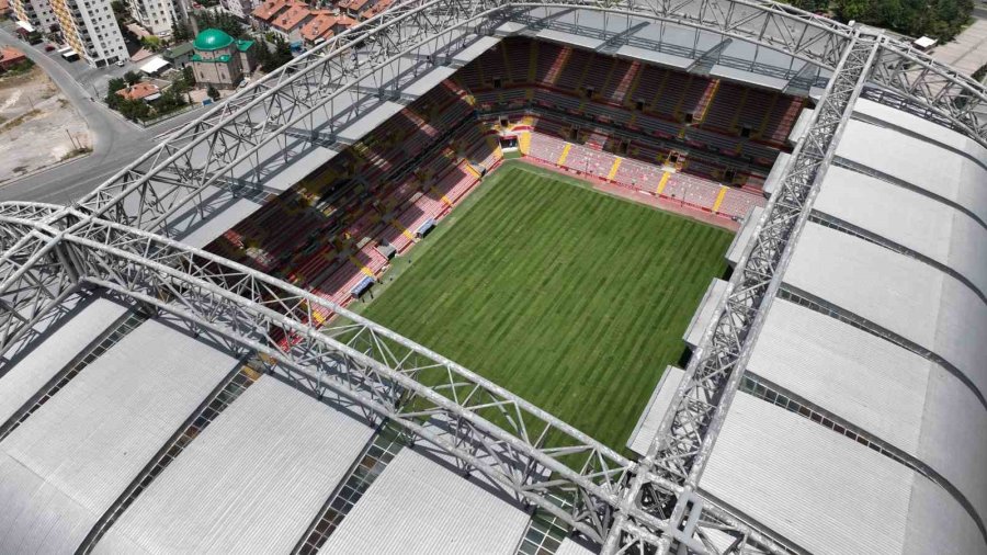 Kayseri Stadyumu Yeni Sezona Hazır