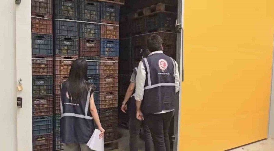 Mersin’de Limon Depolarında Denetimler Sürüyor