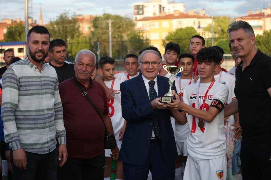 U-11 Ve U-13 Ligi’nde Şampiyonlar Belli Oldu