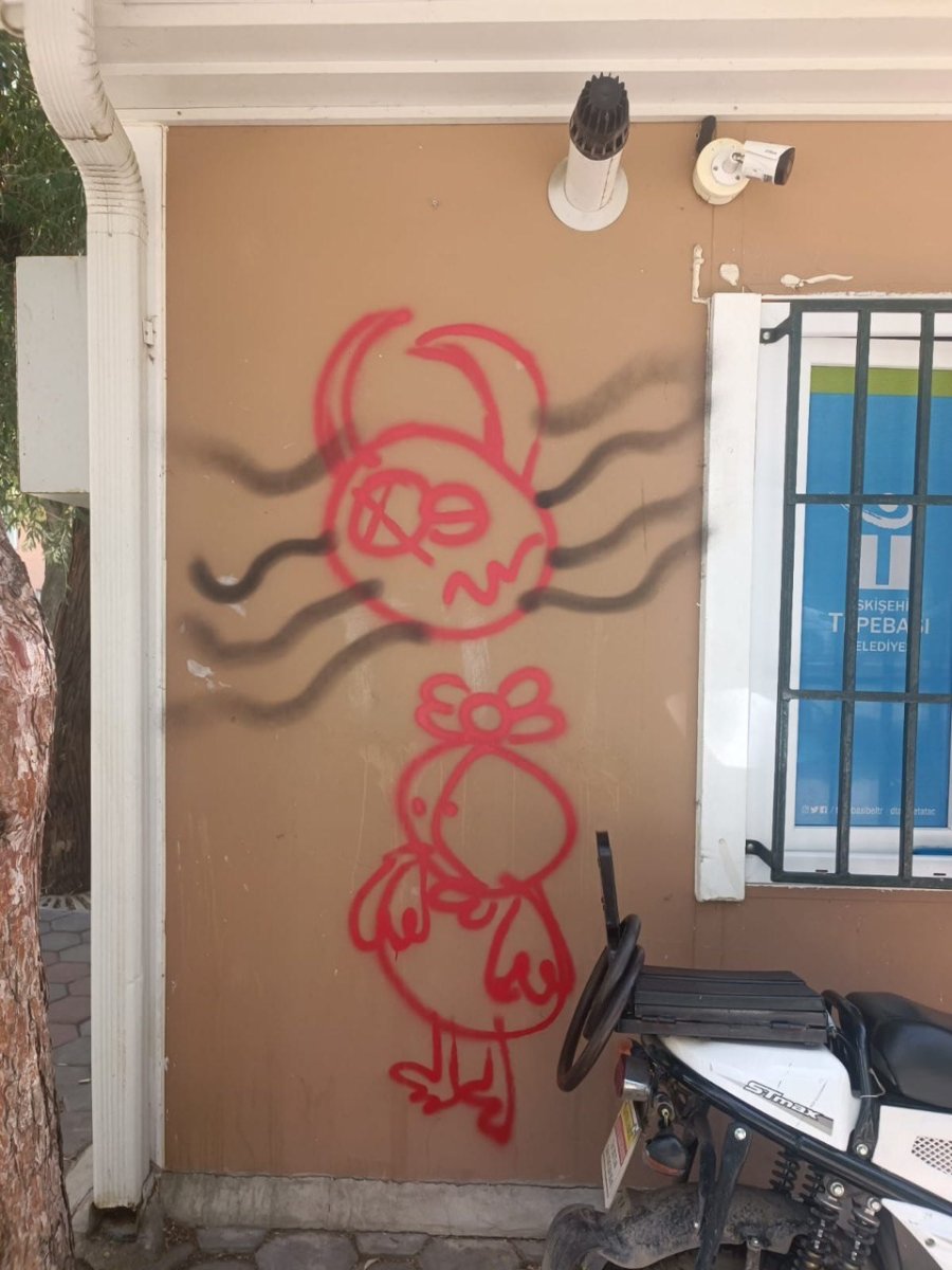 Deneyimli Kafe’ye Zarar Verildi