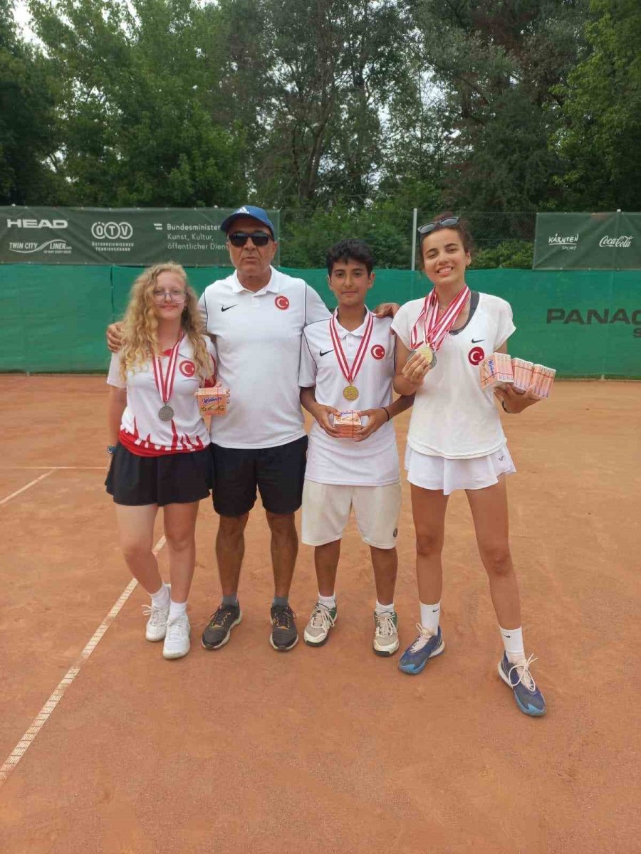 Antalyalı Zeynepsu’dan, İşitme Engelliler Avrupa Tenis Şampiyonası’nda Gümüş Madalya