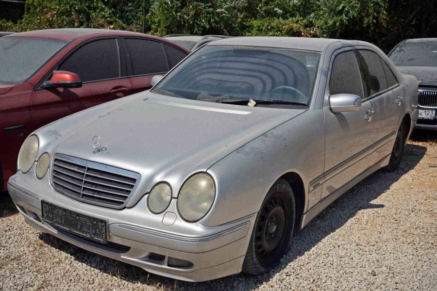 Hacizli Araçlarda ’şüpheli Araç’ Kurnazlığı: “tüm Koltukları Söküp Bidonu Koltuk Yapmışlar”