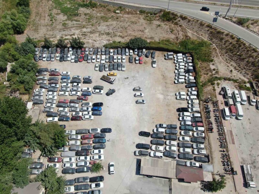 Hacizli Araçlarda ’şüpheli Araç’ Kurnazlığı: “tüm Koltukları Söküp Bidonu Koltuk Yapmışlar”