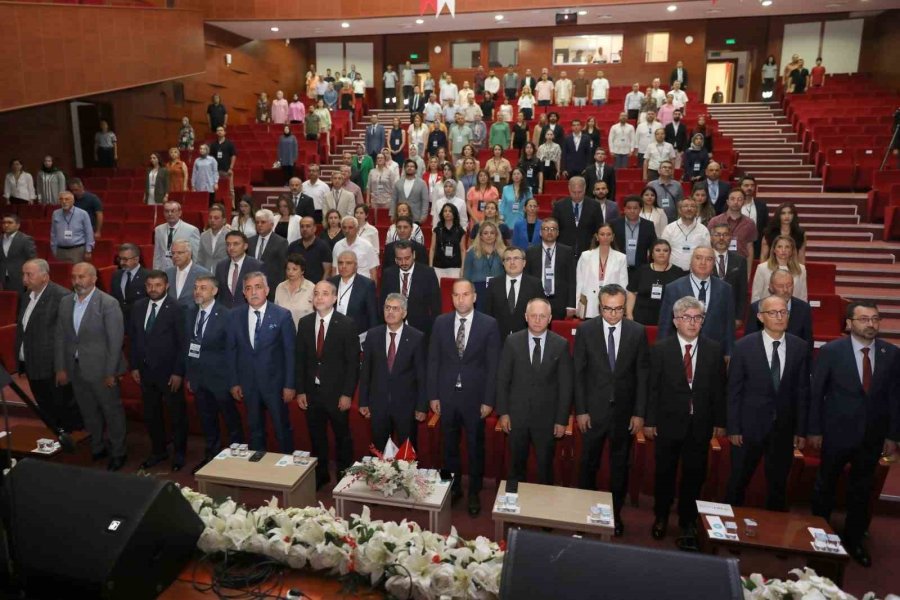 Niğde’de ’3. Uluslararası Sigortacılık, Bankacılık Ve Finans Sempozyumu’