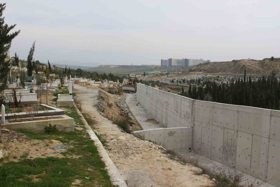 Güneykent Mezarlığı 50 Dönüm Genişliyor