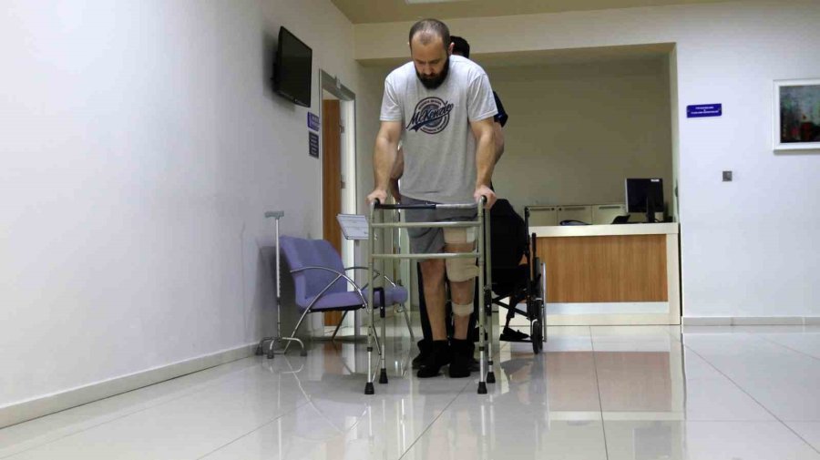 İngiltere’de Kaybettiği Yürüme Kabiliyetini Eskişehir’de Kazanmaya Başladı