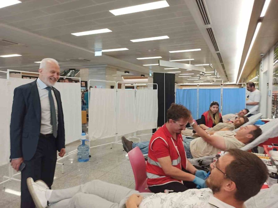 Eskişehir Şehir Hastanesi’nde Kan Bağışı Kampanyası