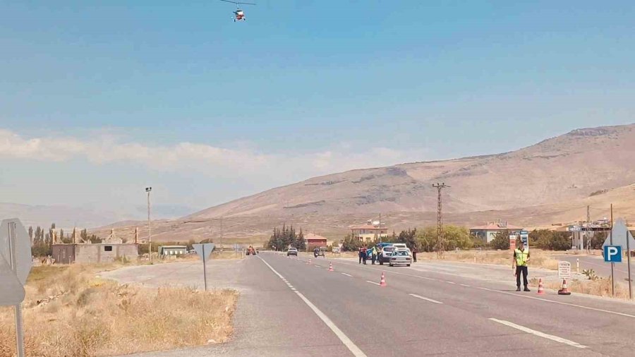 Kayseri Jandarmasından Cayrokopter Destekli Trafik Denetimi