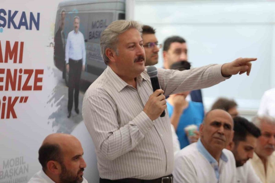 ’mobil Başkan’ Aydınlıkevler’e Yeni Proje Müjdeleriyle Gitti