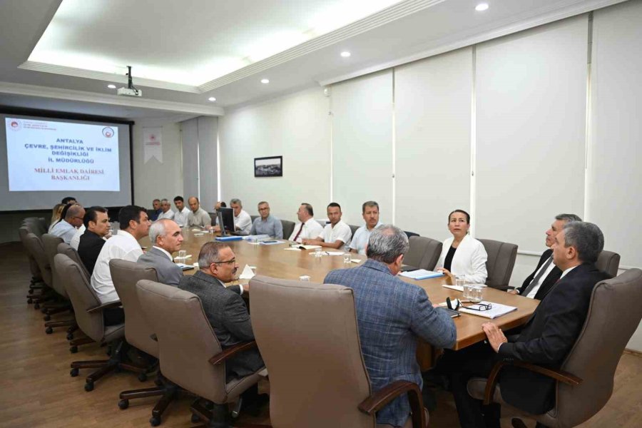 Vali Şahin: "kaçak Yapı Ve İşgallere İzin Vermeyeceğiz"