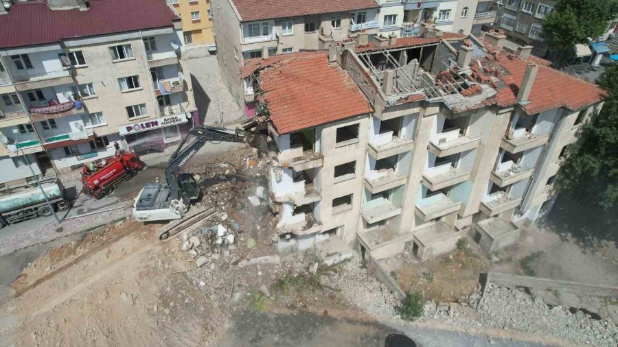 Niğde’de Trafik Ve Otopark Sorununa Yönelik Projeler Sürüyor