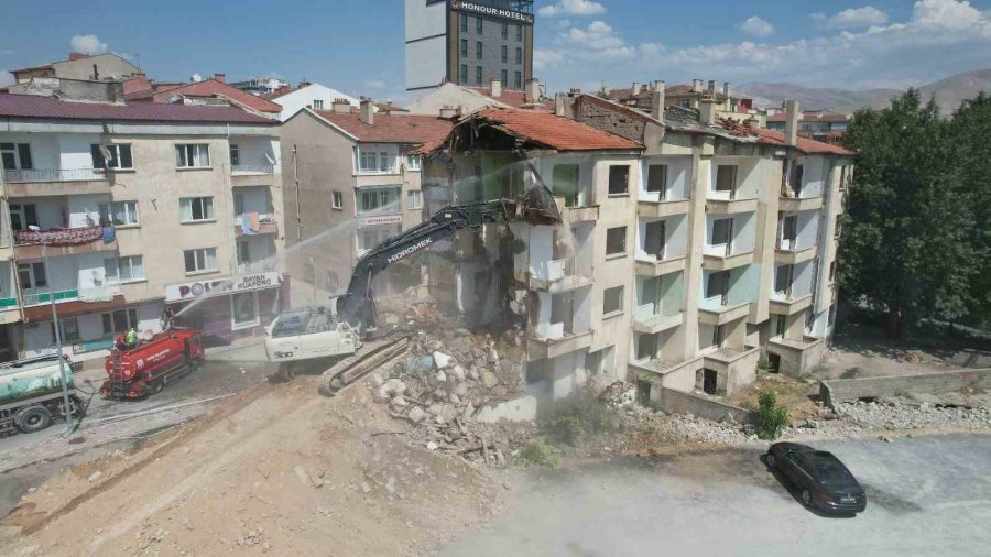 Niğde’de Trafik Ve Otopark Sorununa Yönelik Projeler Sürüyor