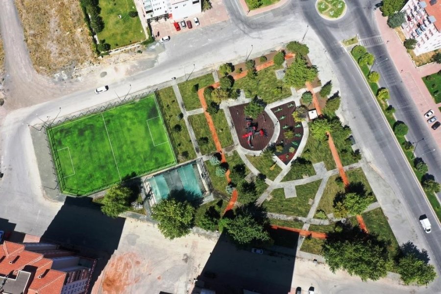 Başkan Çolakbayrakdar: "çocukların Hayallerini Süsleyen Parklar İnşa Ediyoruz"