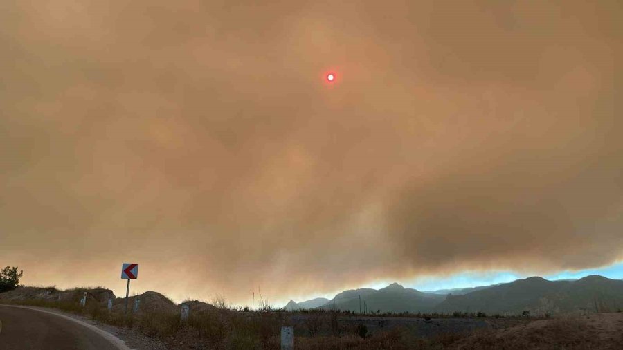 Bolu’daki Orman Yangını Eskişehir İl Sınırına Yaklaştı