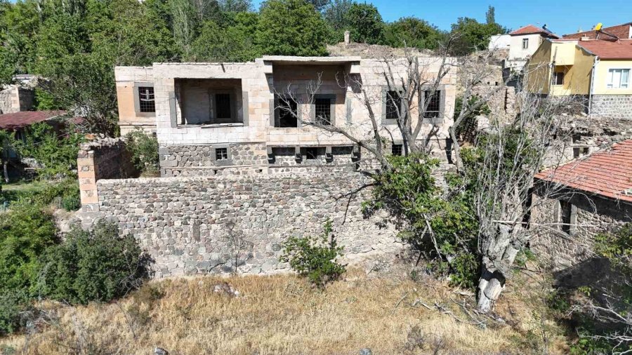 Yeşiburç Köyündeki Tarihi Yapılar Turizme Kazandırılacak