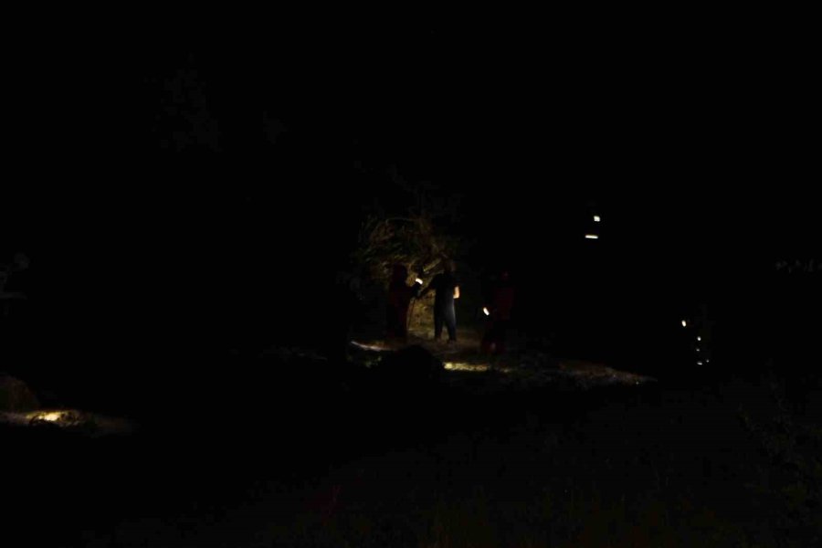 Selde Kaybolan Vatandaşı Arama Çalışmaları Devam Ediyor