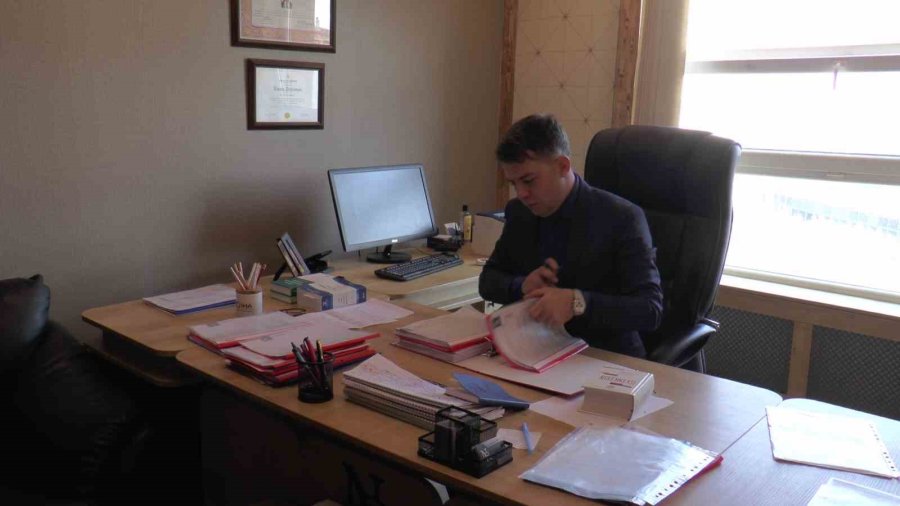 İşini Zamanında Yapmayan Kamu Görevlilerine Hukuk Yolu Açık