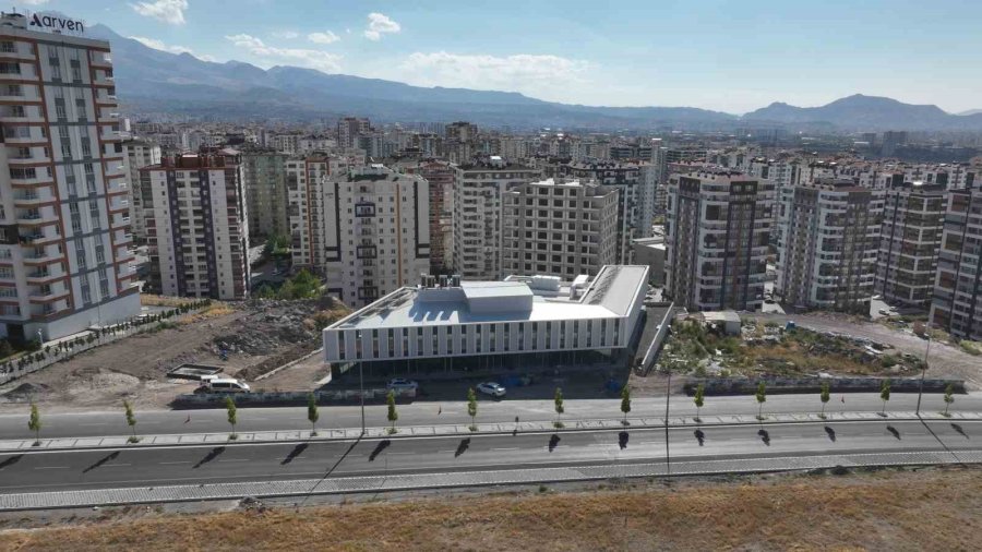 Talas Sosyal Yaşam Merkezi Açılış İçin Gün Sayıyor