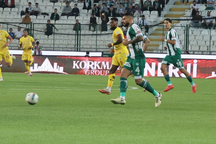 Trendyol Süper Lig: Konyaspor: 0 - Kayserispor: 0 (ilk Yarı)
