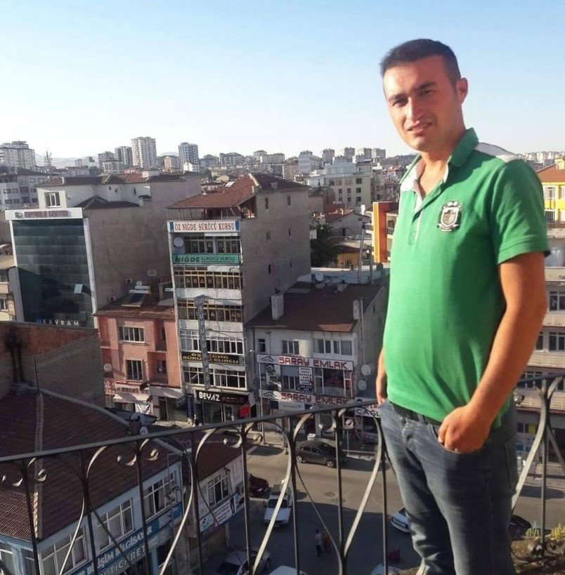 Gölette Boğulan Baba Ve Kızı Defnedildi