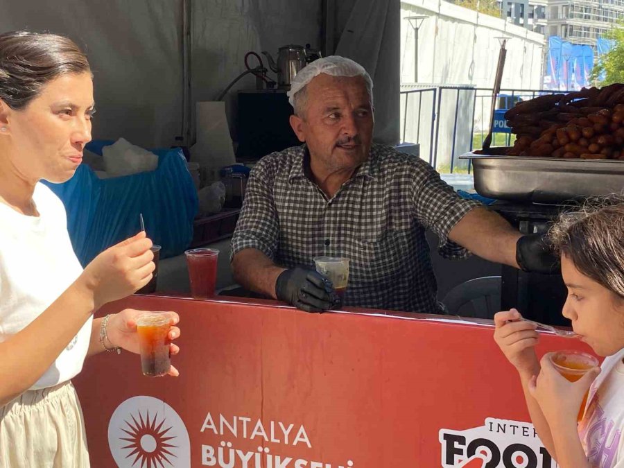 Foodfest’te Yörük Gelenekleri: Fethiye Karlaması Antalyalıları Serinletti
