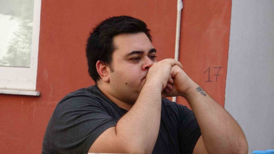 Aşçı Çalıştığı Mutfakta Kanlar İçerisinde Bulundu