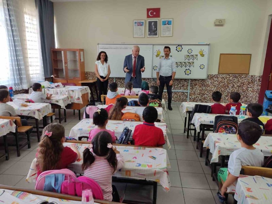 Kulu’da 7 Bin 700 Öğrenci Ders Başı Yaptı