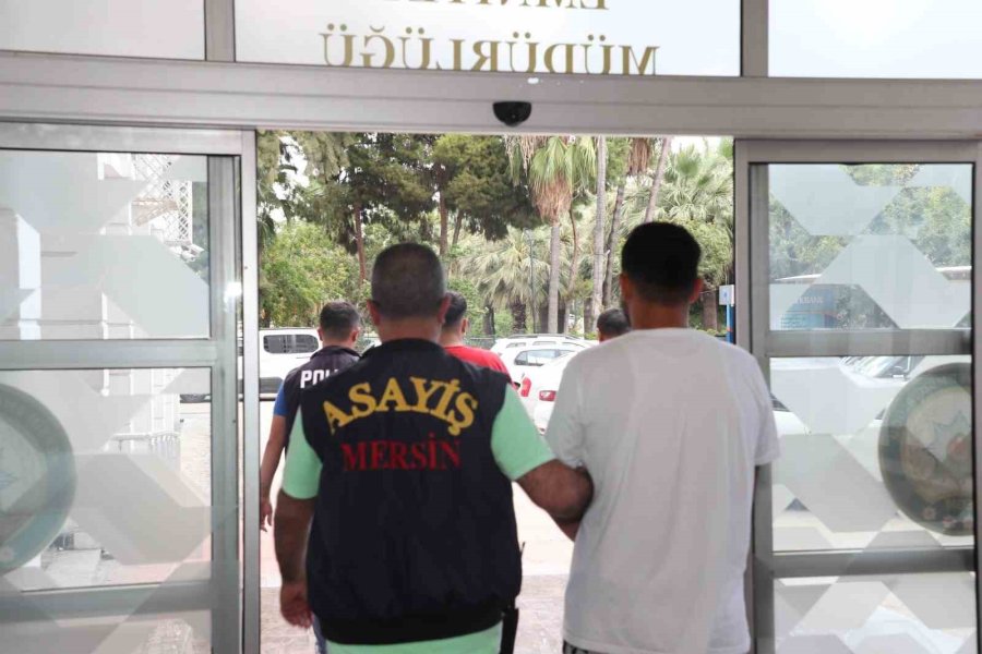 20 Şahsı Dolandırdığı Ve Şantaj Yaptığı Öne Sürülen İki Şüpheli Tutuklandı