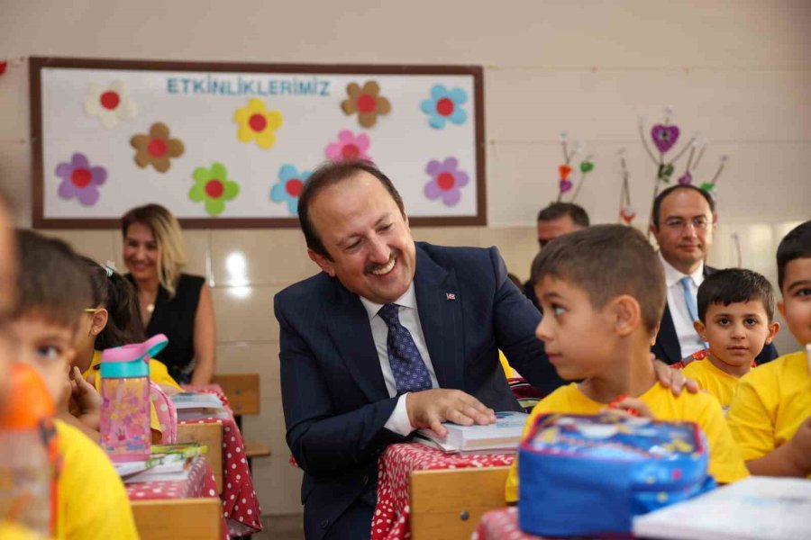 Mersin’de 428 Bin 692 Öğrenci Ders Başı Yaptı