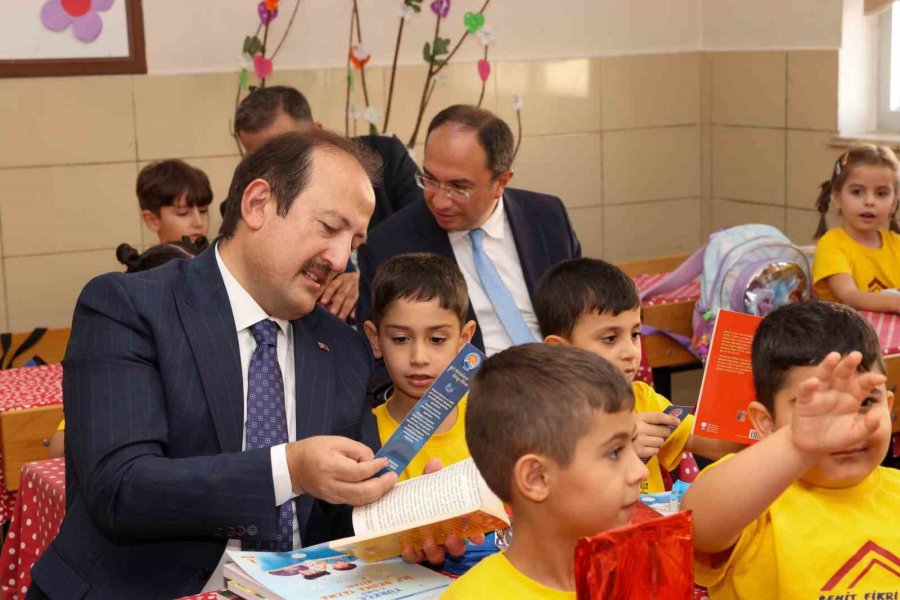 Mersin’de 428 Bin 692 Öğrenci Ders Başı Yaptı