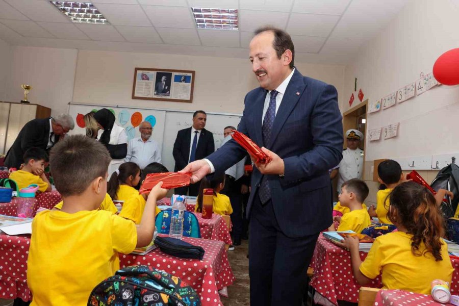 Mersin’de 428 Bin 692 Öğrenci Ders Başı Yaptı