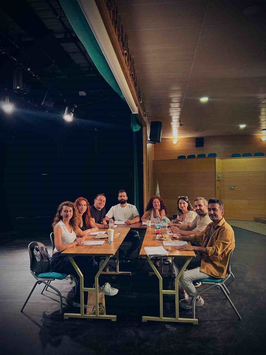 Odunpazarı Belediye Tiyatrosu Yeni Sezon İçin Hazırlıklara Başladı