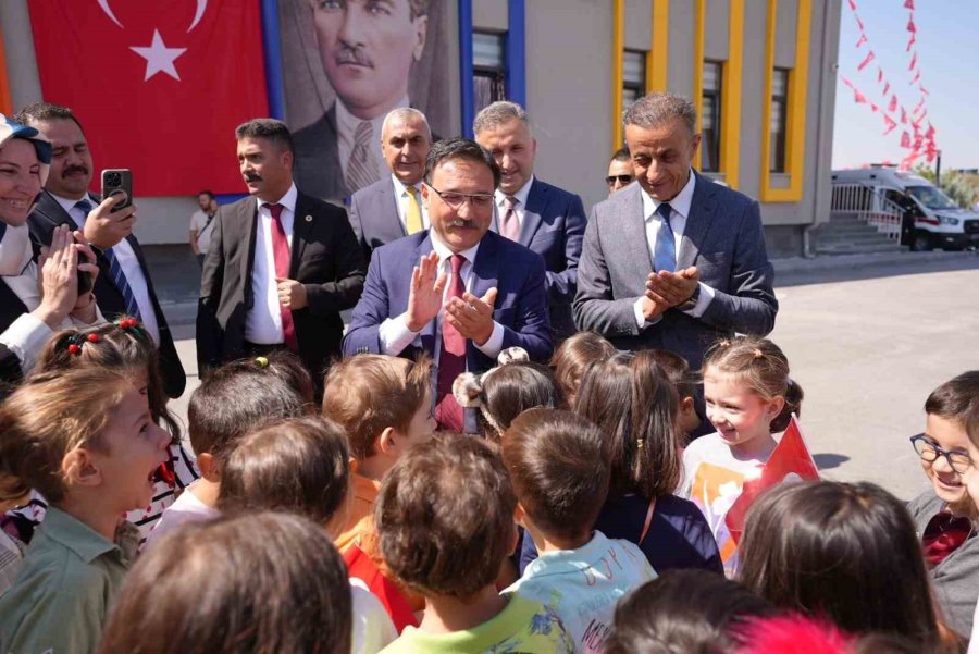 Kayseri’de 320 Bin Öğrenci Ders Başı Yaptı