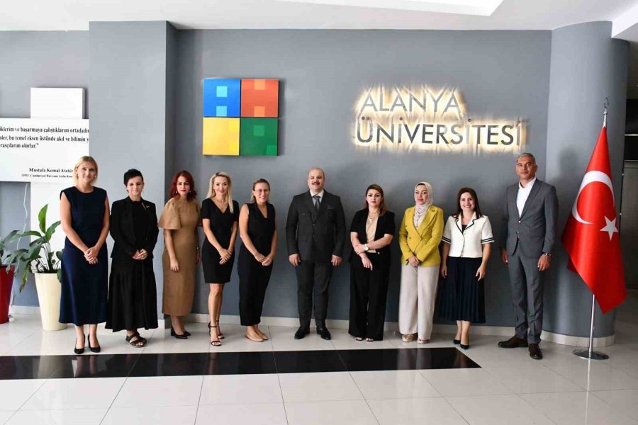 Irak Heyeti Alanya’da