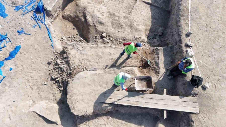 Roma Villasının Tarihini "yakintos" Aydınlatacak