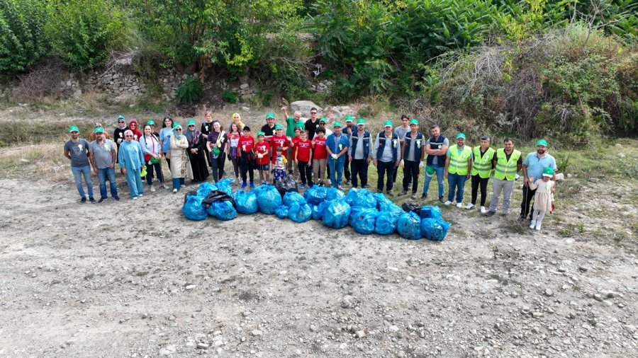 Selçuklu Belediyesi’nden Çevre Gönüllüleriyle Birlikte Anlamlı Etkinlik